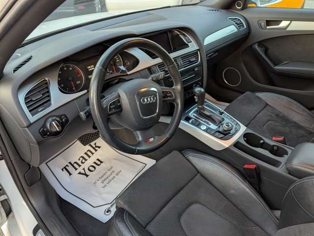 2010 Audi A4 4dr Wgn Auto quattro 2.0T Premium S Line thumb 10