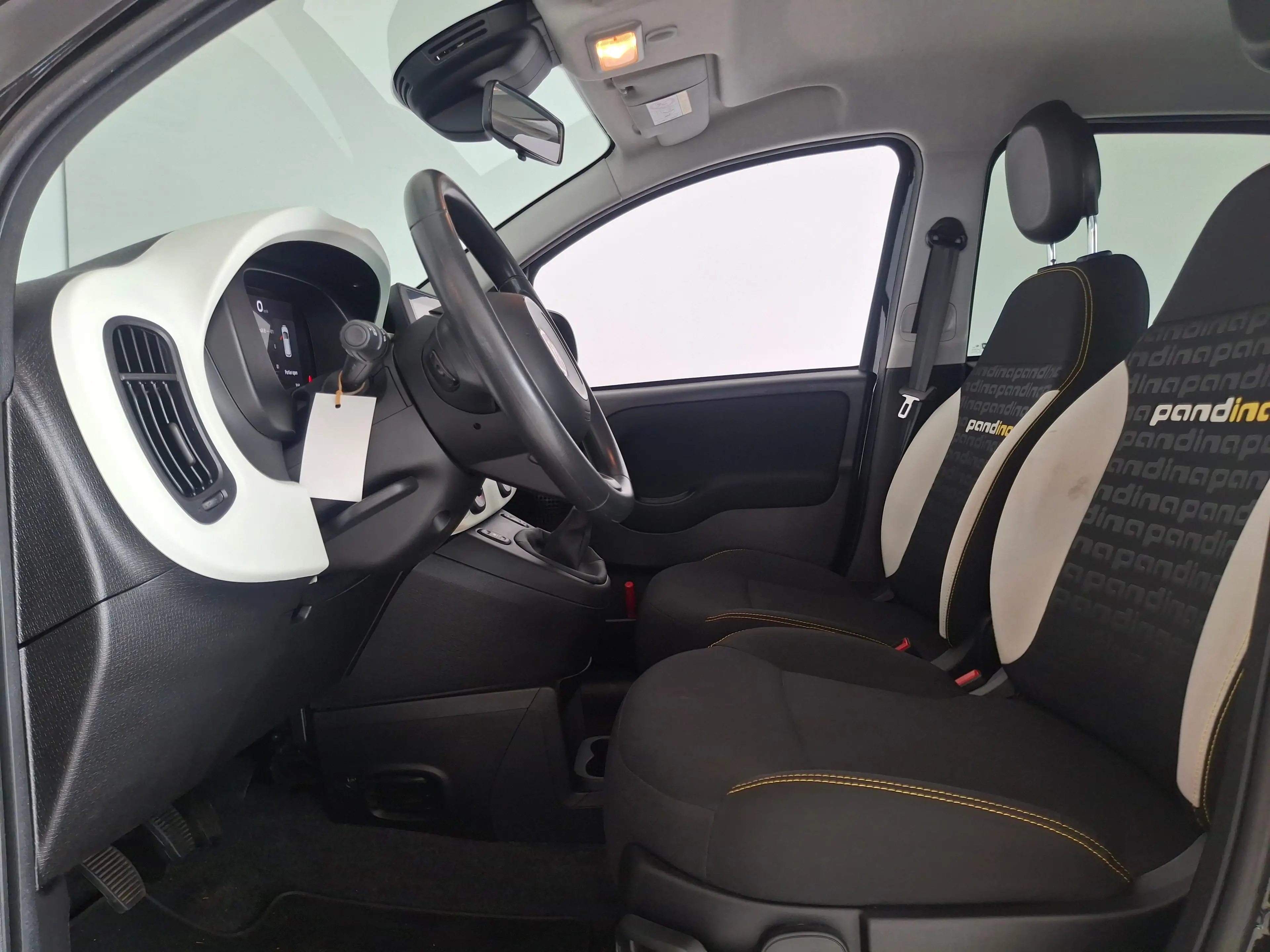 Fiat Panda 1.0 Hybrid 70pk Pandina — photo 3