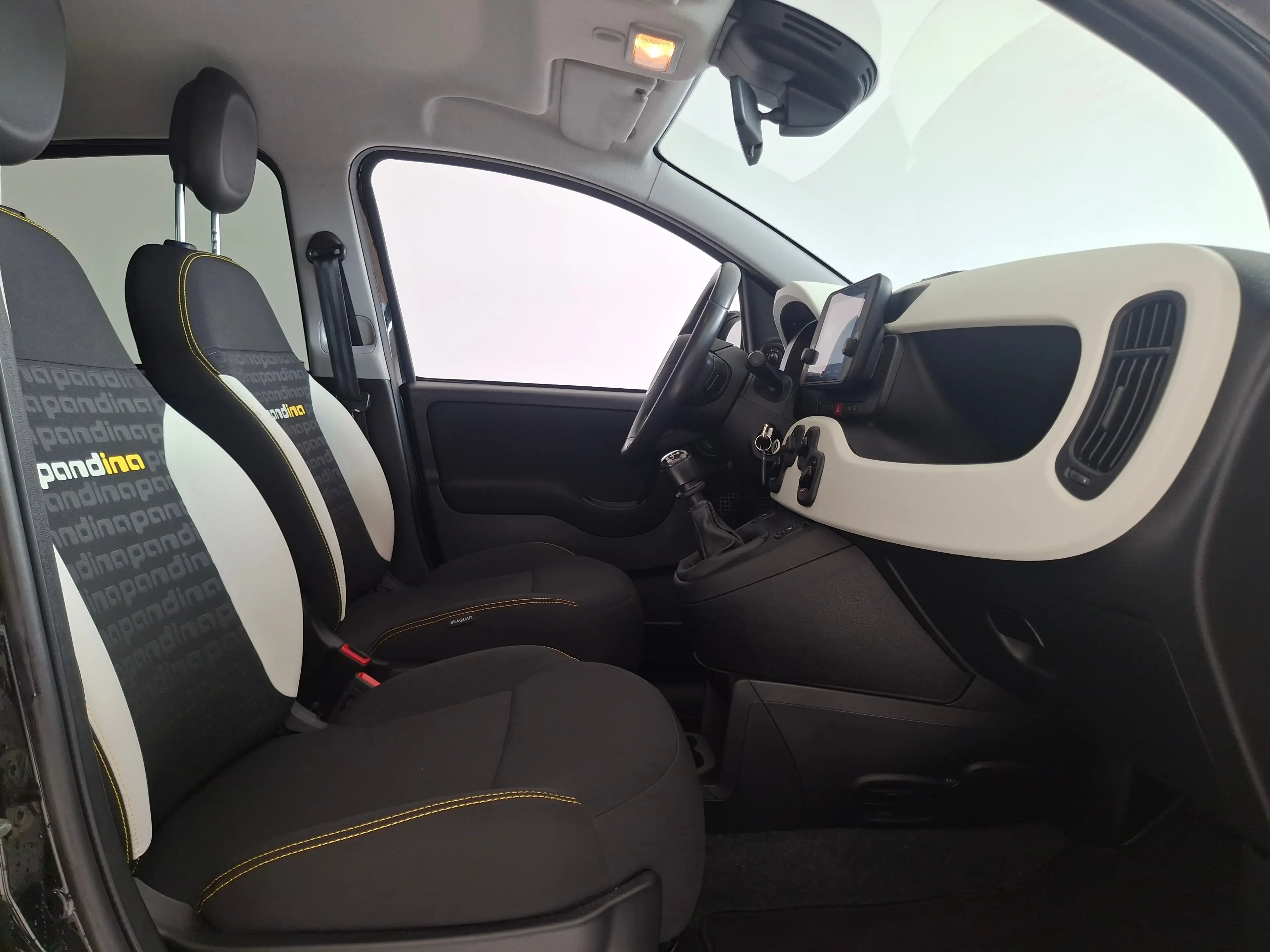 Fiat Panda 1.0 Hybrid 70pk Pandina — photo 6