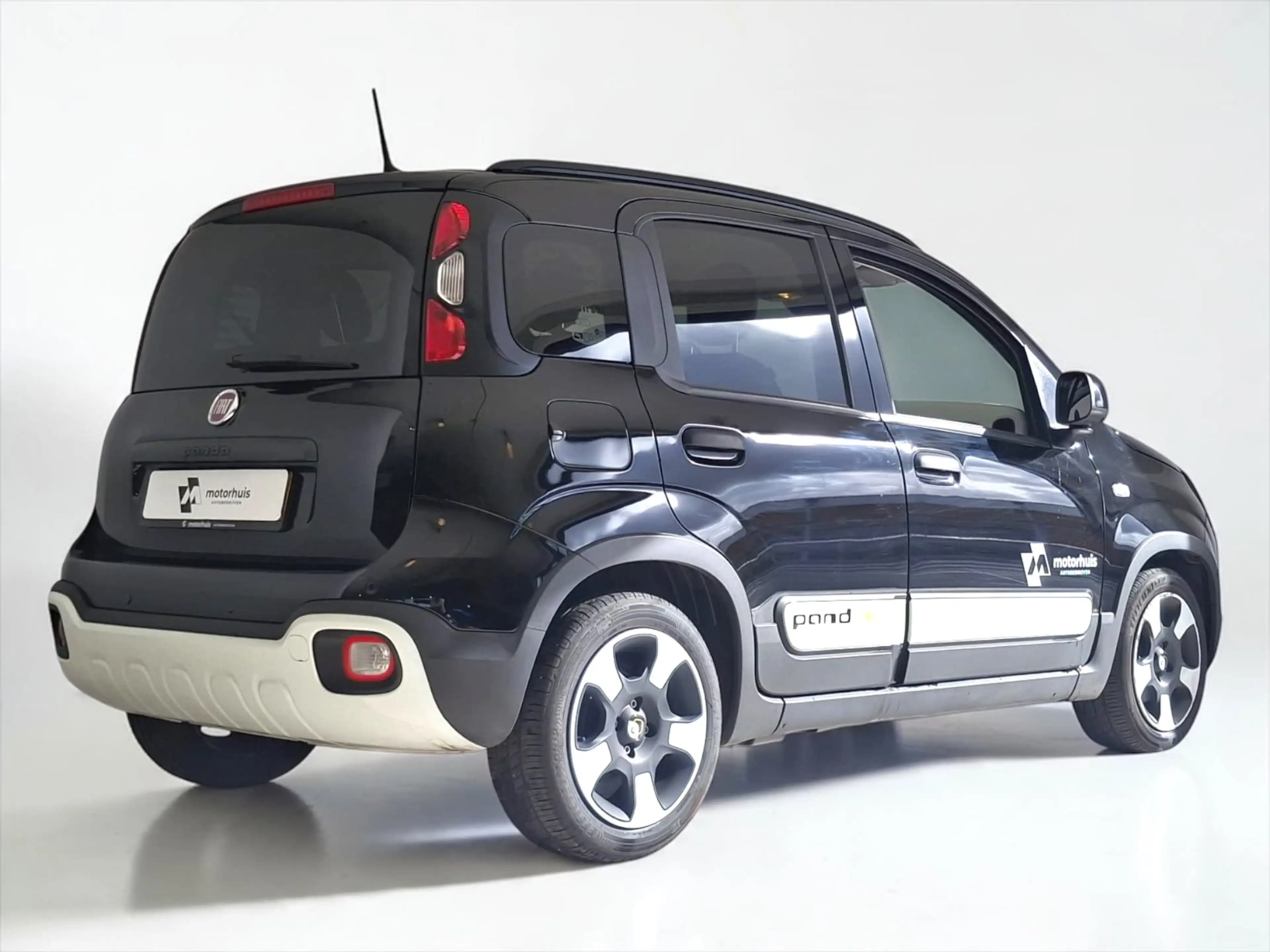 Fiat Panda 1.0 Hybrid 70pk Pandina — photo 2