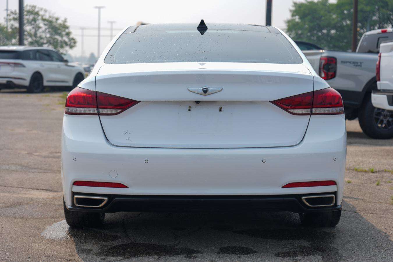 2016 Hyundai Genesis AWD LEATHER PANO ROOF HEADS UP DISPLAY — снимка 1