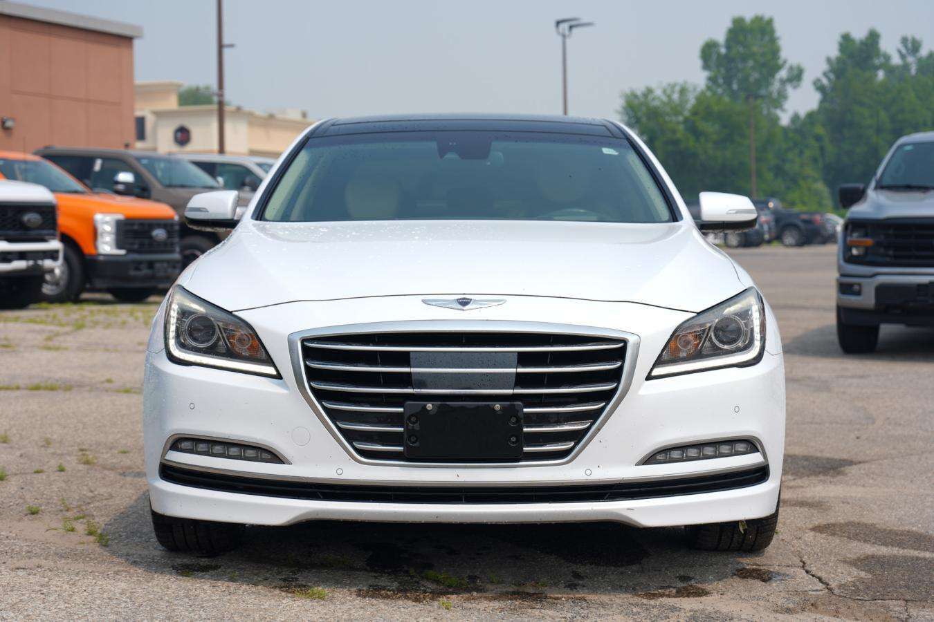 2016 Hyundai Genesis AWD LEATHER PANO ROOF HEADS UP DISPLAY — снимка 1