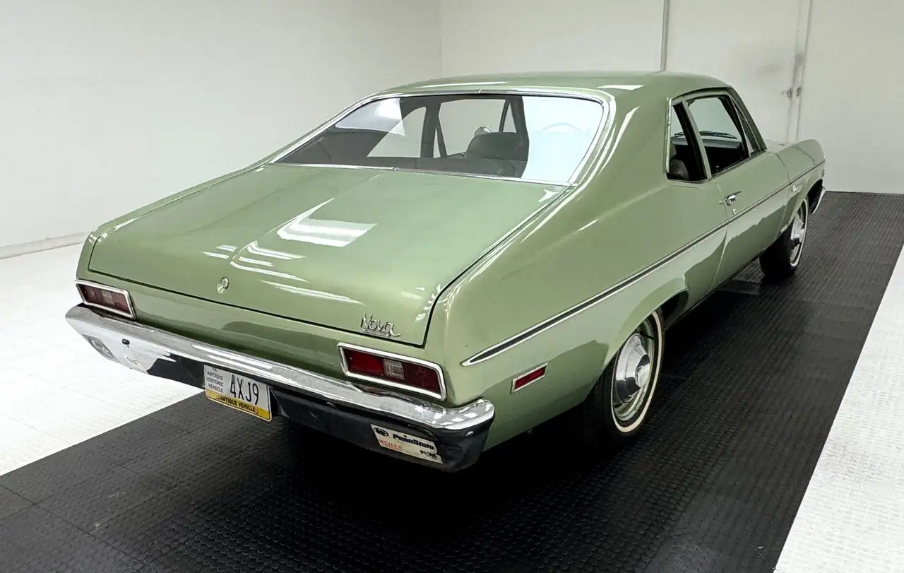 Chevrolet Nova 2 Door Sedan, foto 5