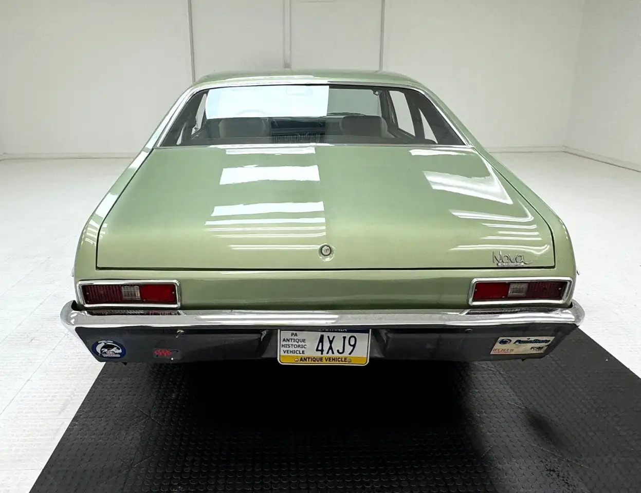 Chevrolet Nova 2 Door Sedan, foto 4
