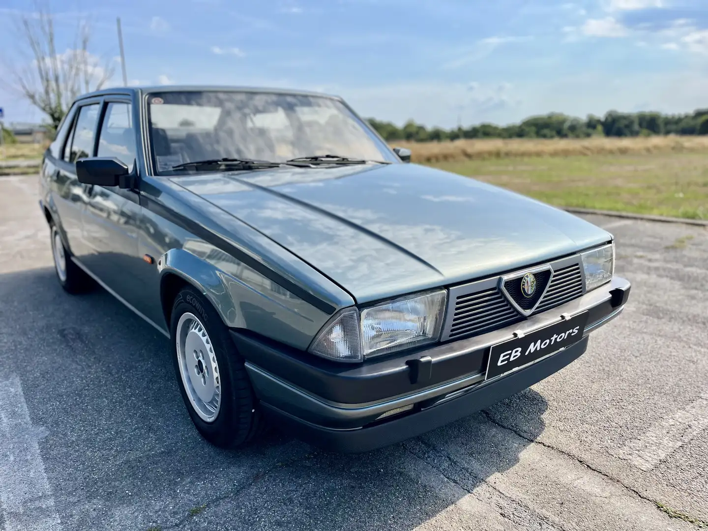 Alfa Romeo 75 2.5i V6 Quadrifoglio Verde - Targa MI Grigio - 2