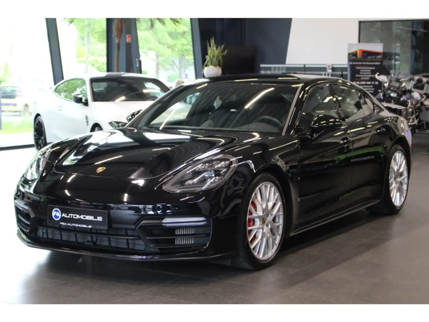 Porsche Panamera GTS 4.0 Sport Chrono Sport Design*1Hand Schwarz - 1