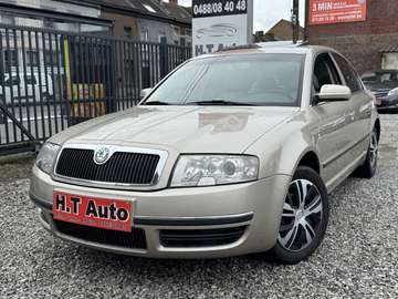 Superb 2.0 TDi full option cuir gps xénon toit ouv