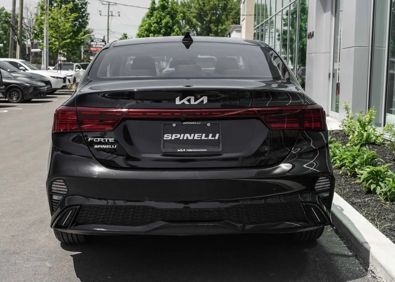 Kia Forte снимка Kia Forte