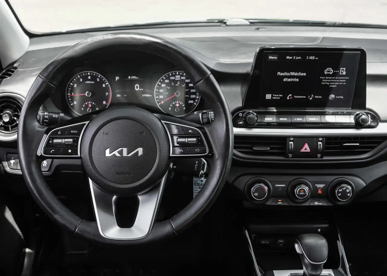 Kia Forte снимка Kia Forte