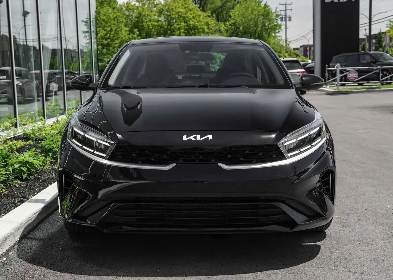 Kia Forte снимка Kia Forte