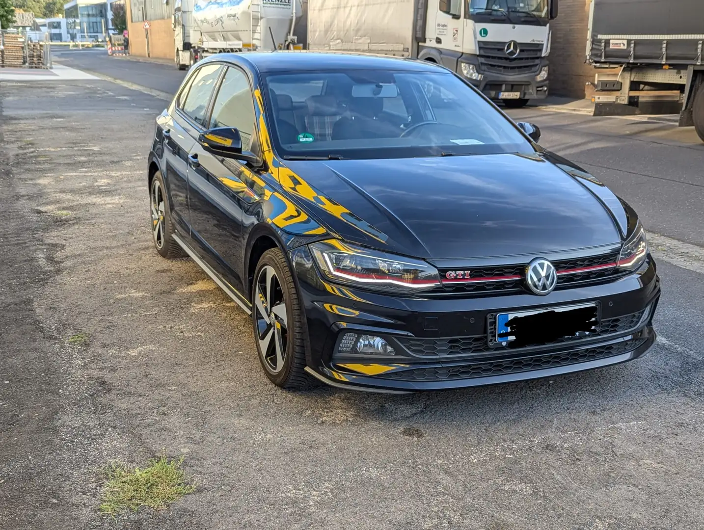 Volkswagen Polo GTI Polo 2.0 TSI DSG GTI Schwarz - 1