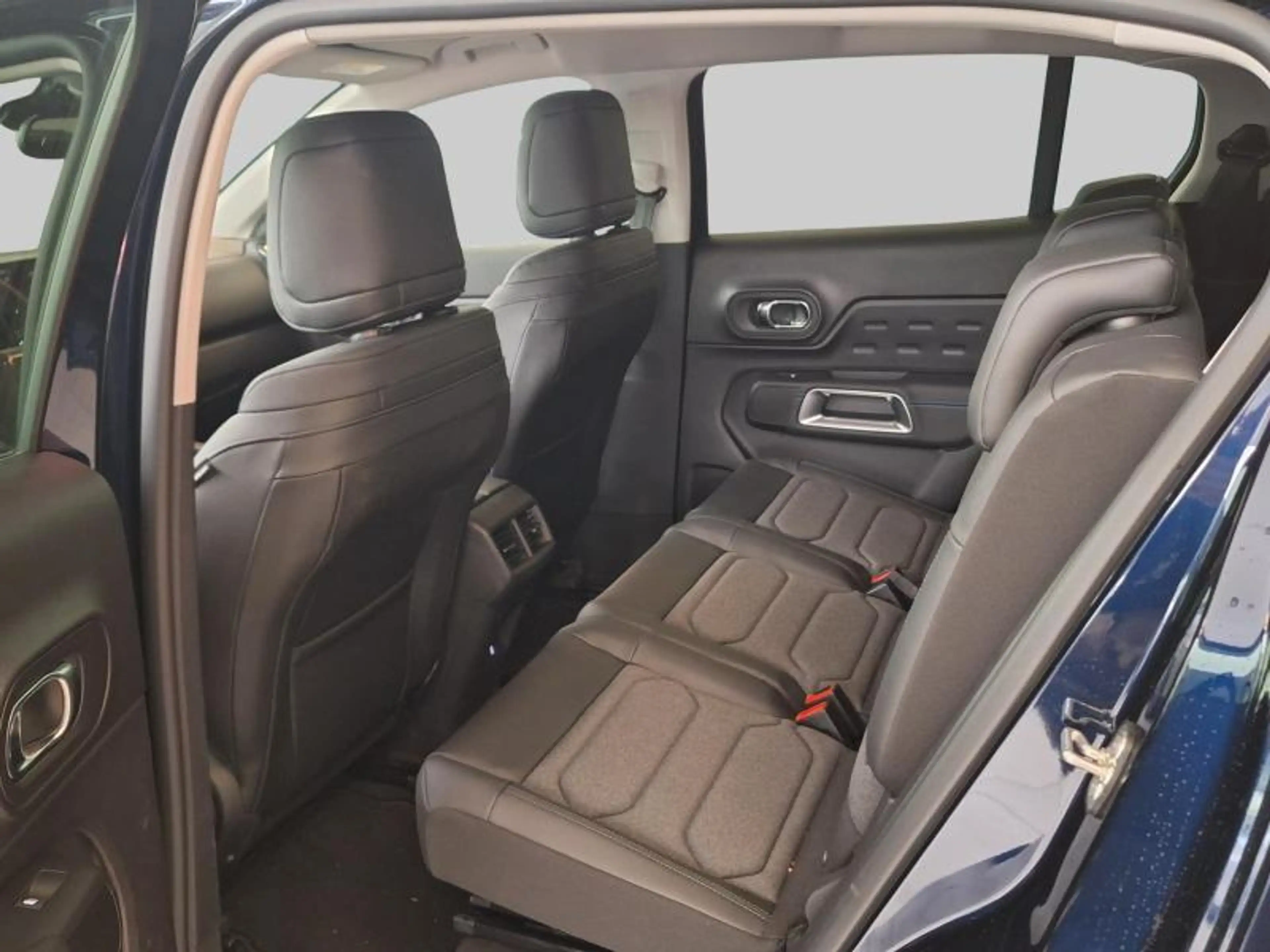 Citroen C5 Aircross Max — photo 12