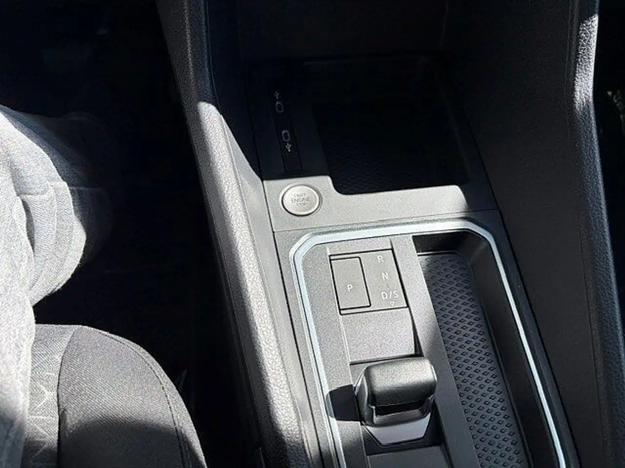 Ford Tourneo Connect L2 2.0 EcoBlue''TITANIUM''ACC,Kamera 15