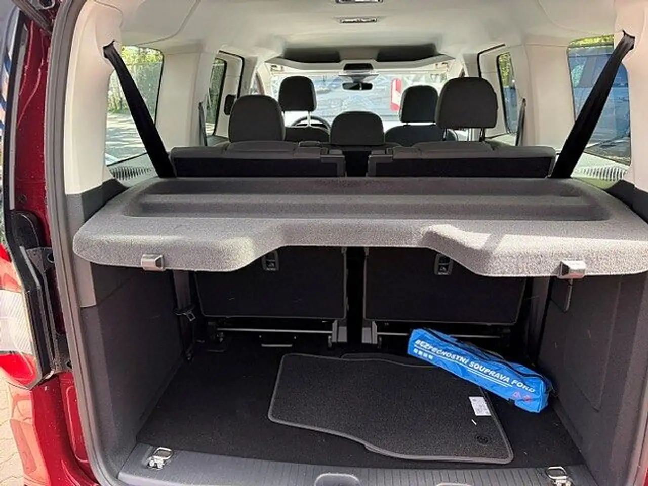 Ford Tourneo Connect L2 2.0 EcoBlue''TITANIUM''ACC,Kamera 12