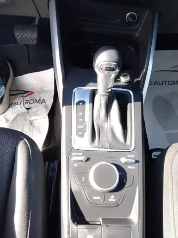 Audi Q2 view 14