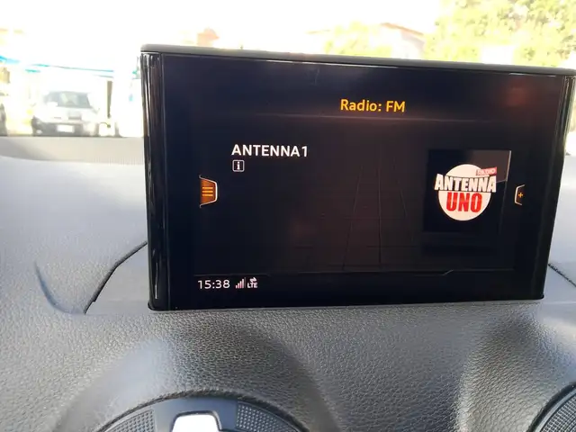 Audi Q2 view 12