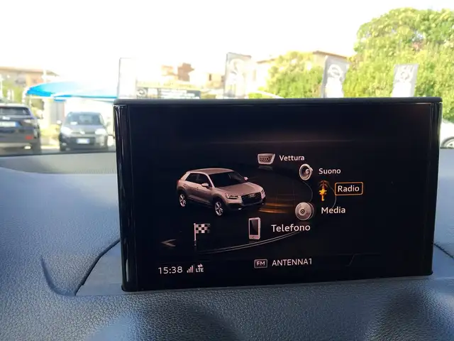 Audi Q2 view 13