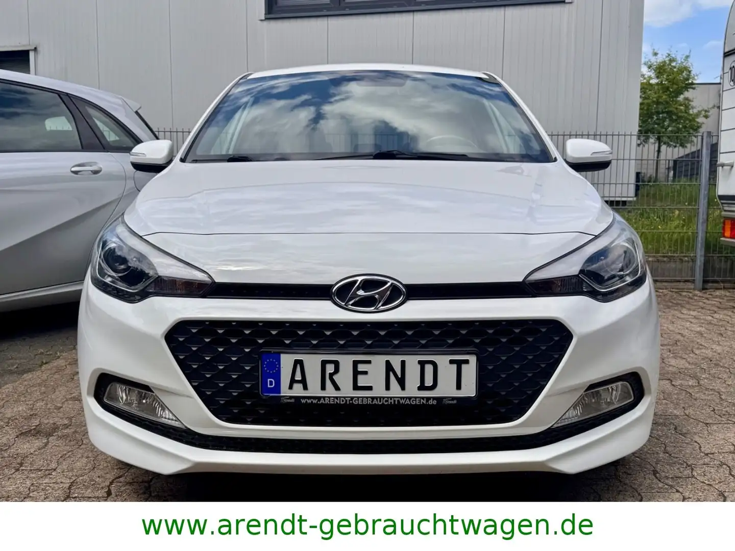 Hyundai i20 Passion Weiß - 2