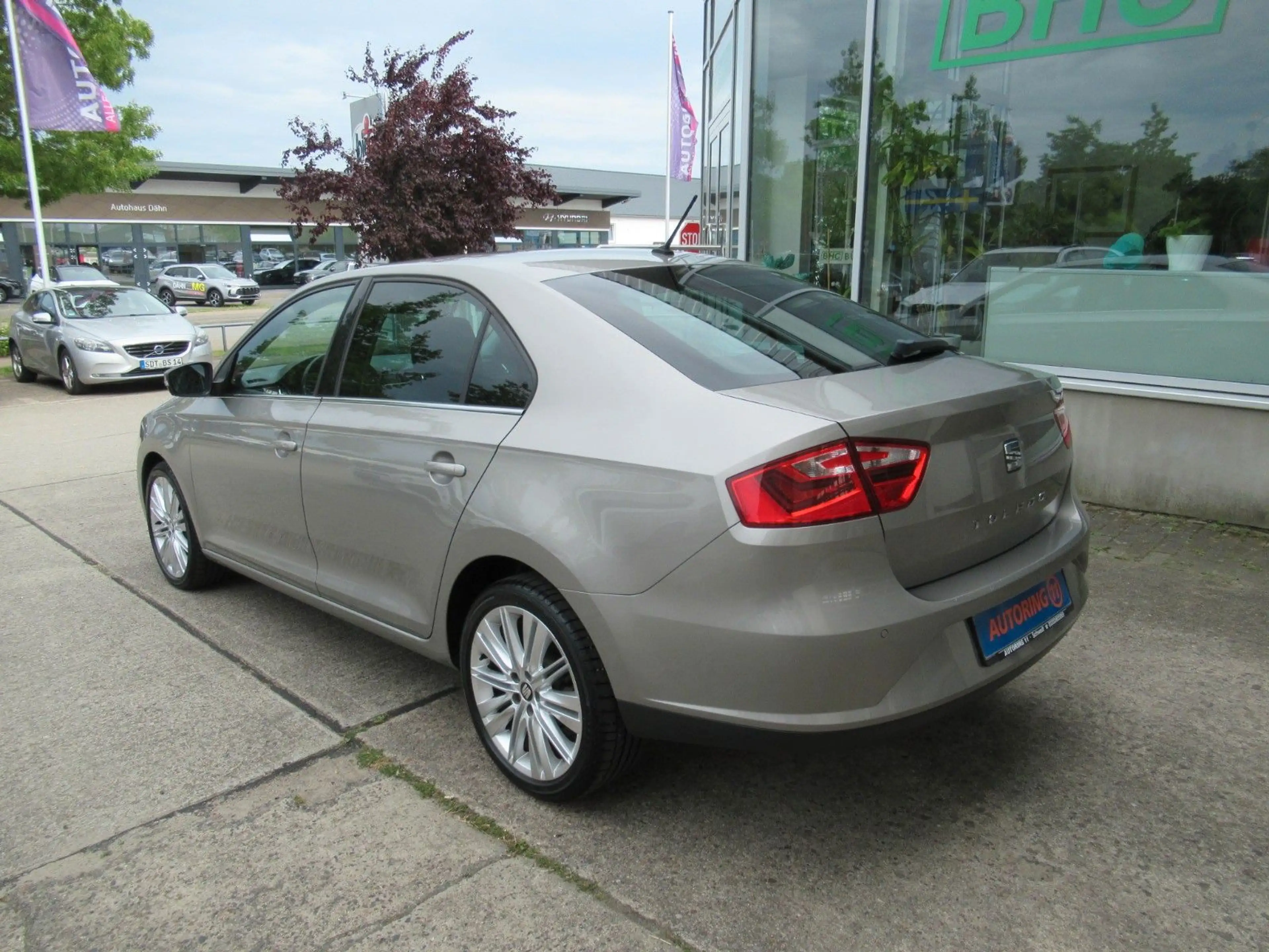 SEAT Toledo Xcellence 1.4 AUTOMATIK*LED*NAVI*PDC*17" — photo 5