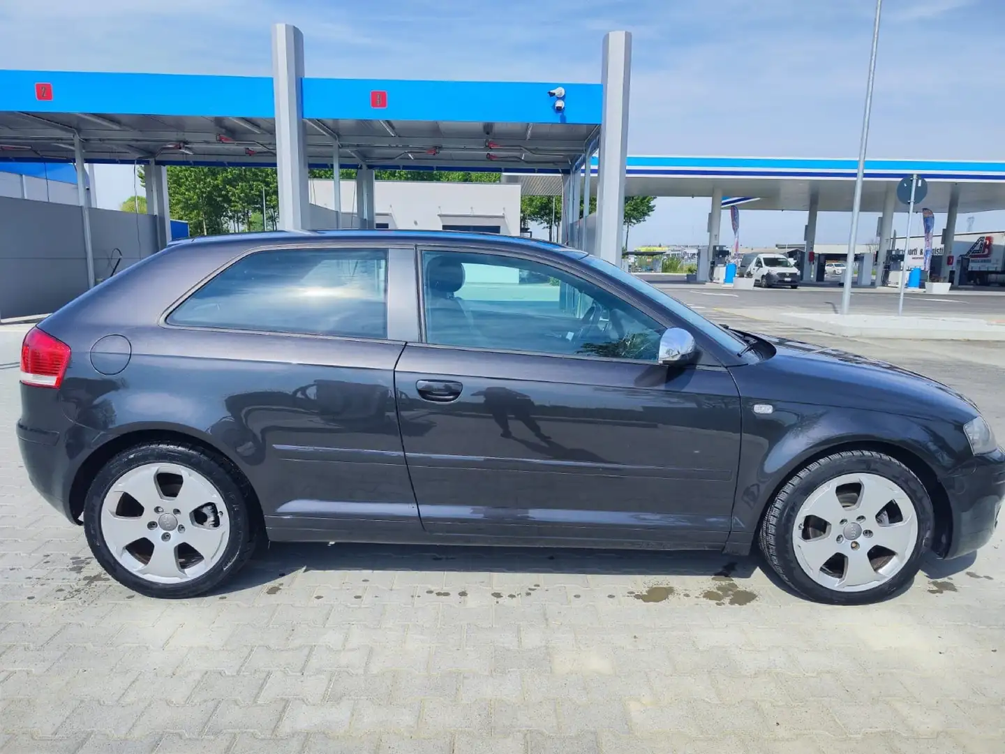 Audi A3 2.0 tdi Ambition Grigio - 1