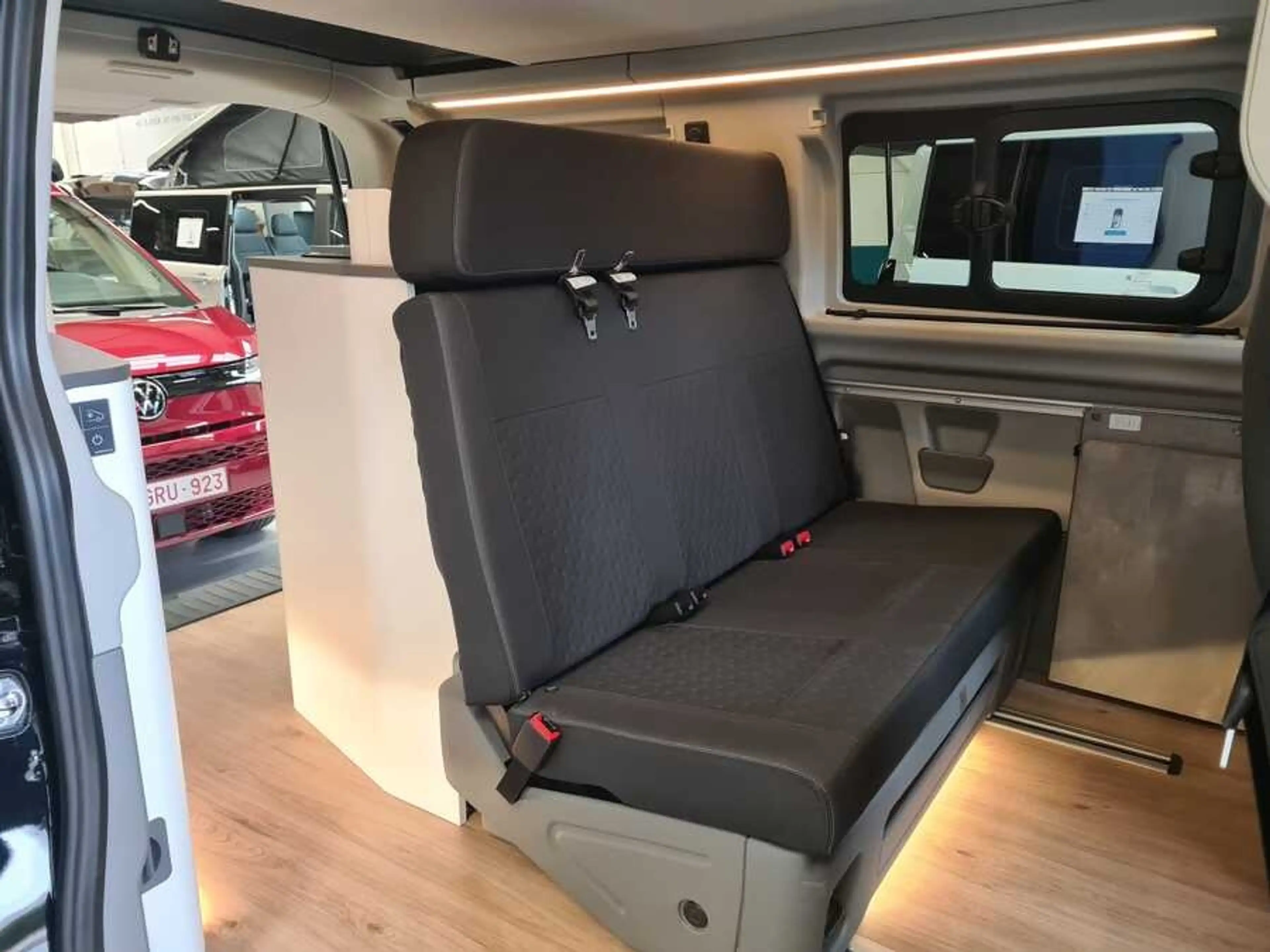Ford Nugget Ford Nugget KWB (Korte Wielbasis) — photo 6