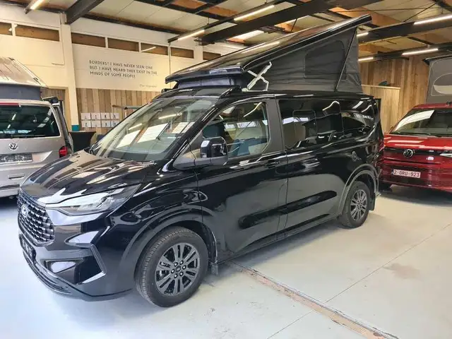 Ford Nugget KWB (Korte Wielbasis) - FWD - Titanium Versie