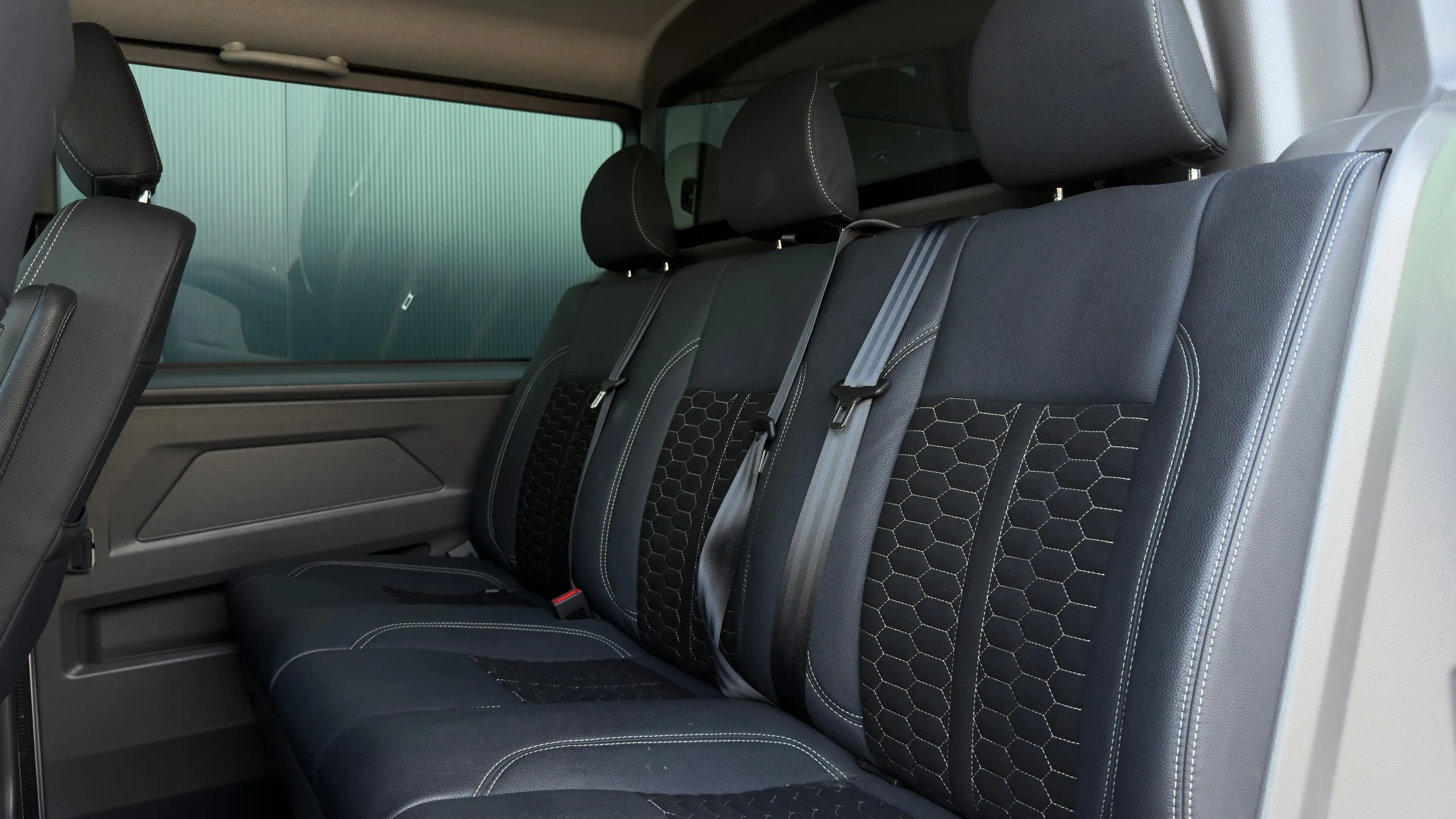 Volkswagen Transporter Bulli 150 pk DSG Dub.Cab | Dubbele Schuifdeur | TT — photo 22