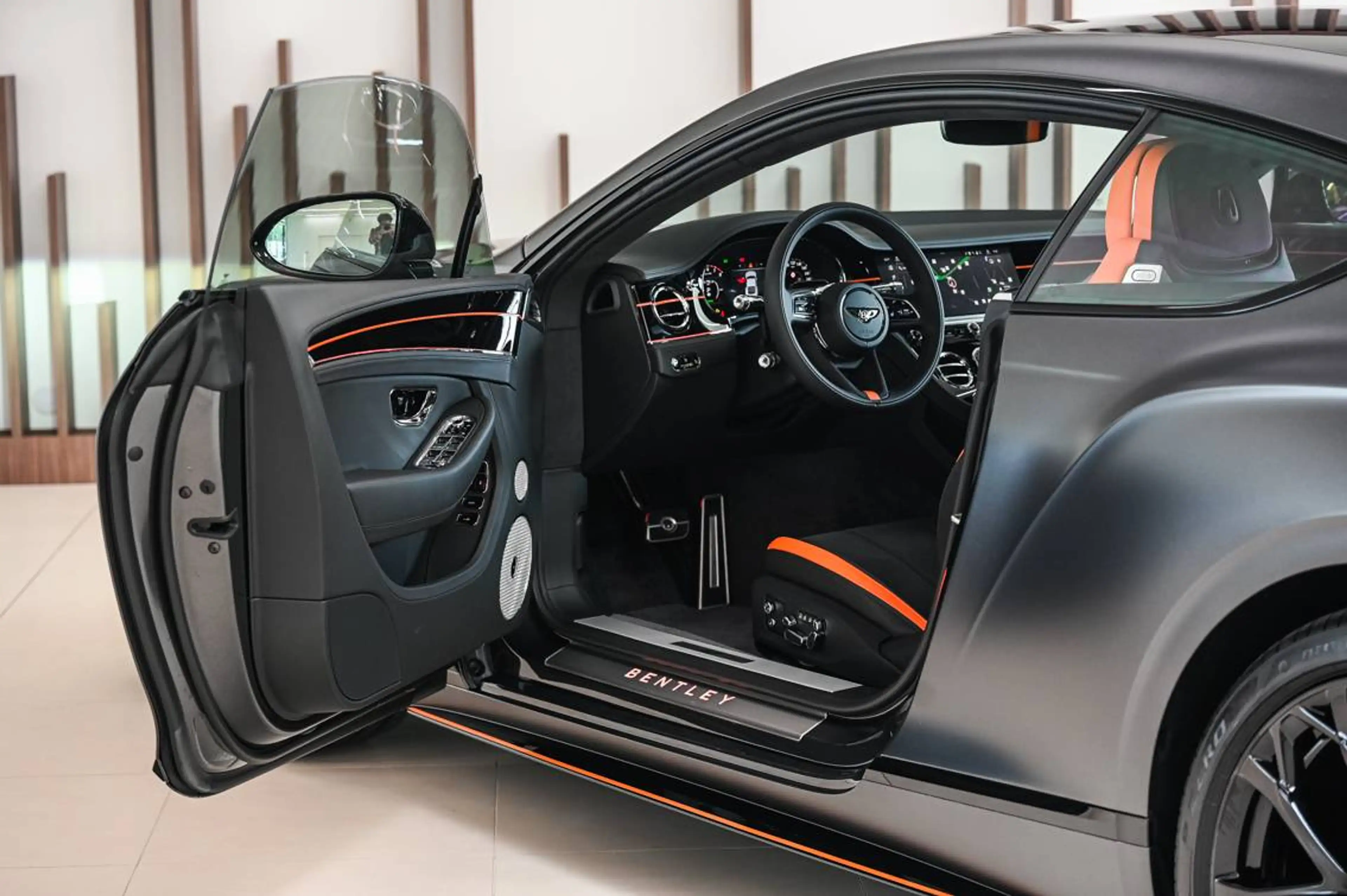 Bentley Continental GT Continental GT S V8 Hybrid — photo 9