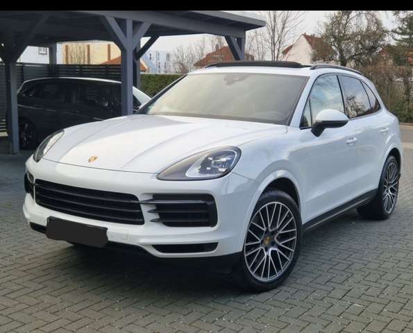 Imagine Porsche Cayenne Black Edition deutsches Fahrzeug