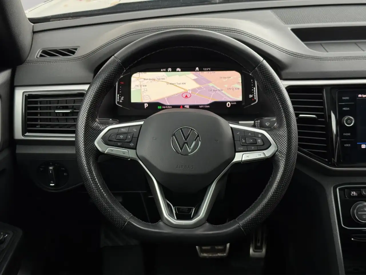 Volkswagen Atlas снимка Volkswagen Atlas