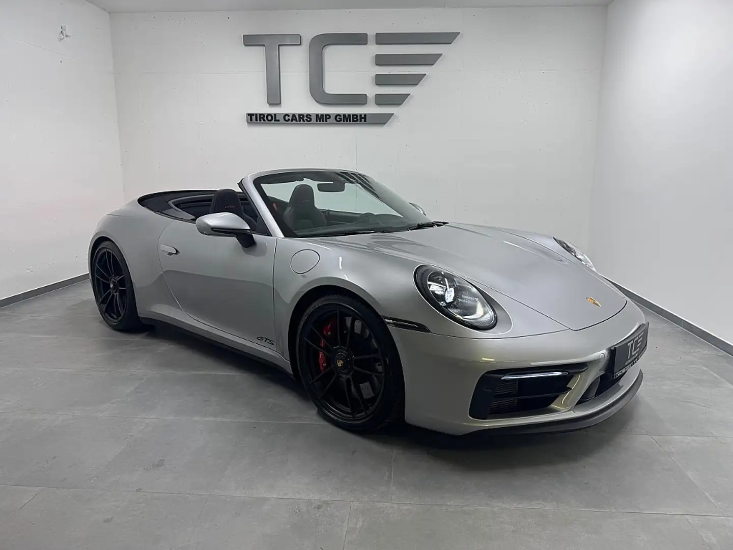 Porsche 911 Carrera Cabrio GTS PDK, Matrix, ACC, Lift, ... Silber - 1