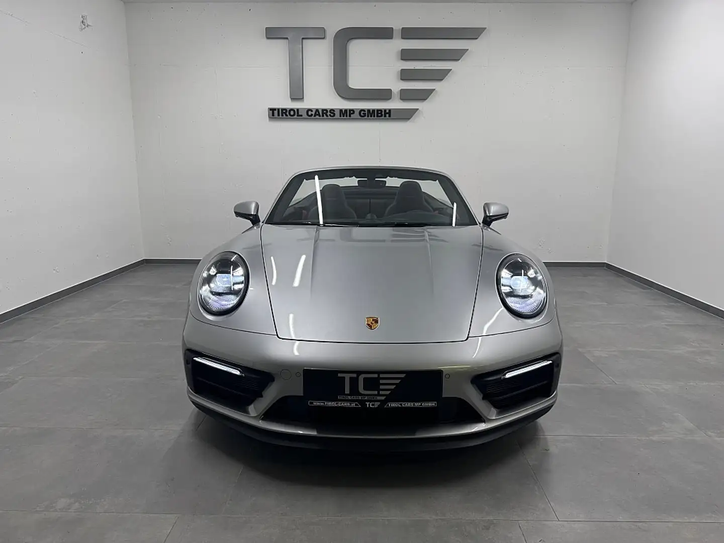 Porsche 911 Carrera Cabrio GTS PDK, Matrix, ACC, Lift, ... Silber - 2