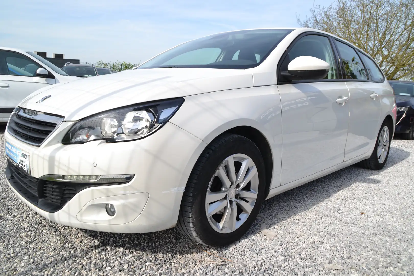 Peugeot 308 🔥🤩NEW ARRIVAL🤩🔥1.6 BlueHDi Active Weiß - 2
