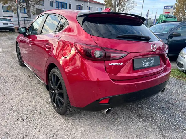 Mazda Mazda3 view 6