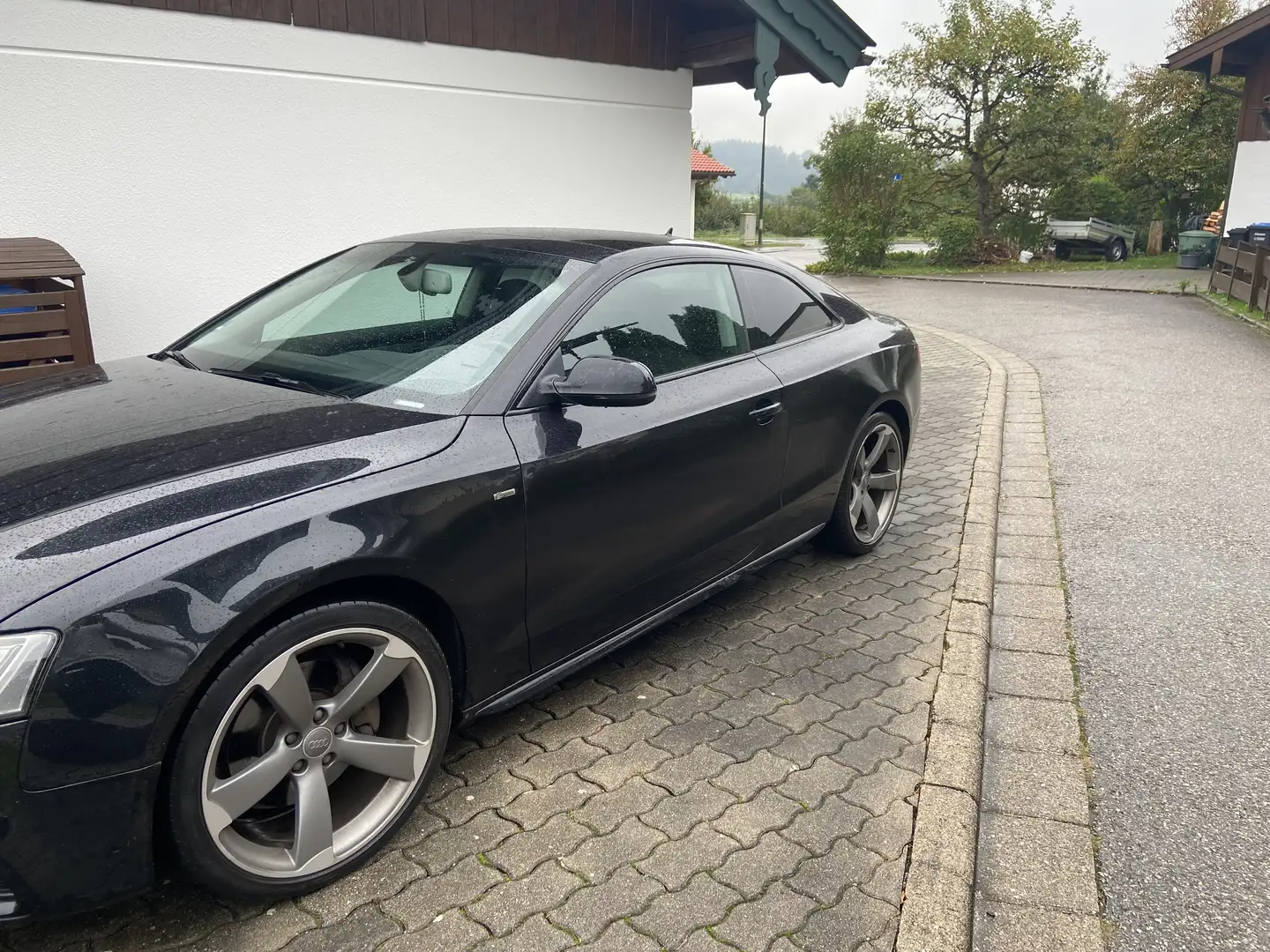 Audi A5 2.0 TFSI quattro S tronic Schwarz - 1