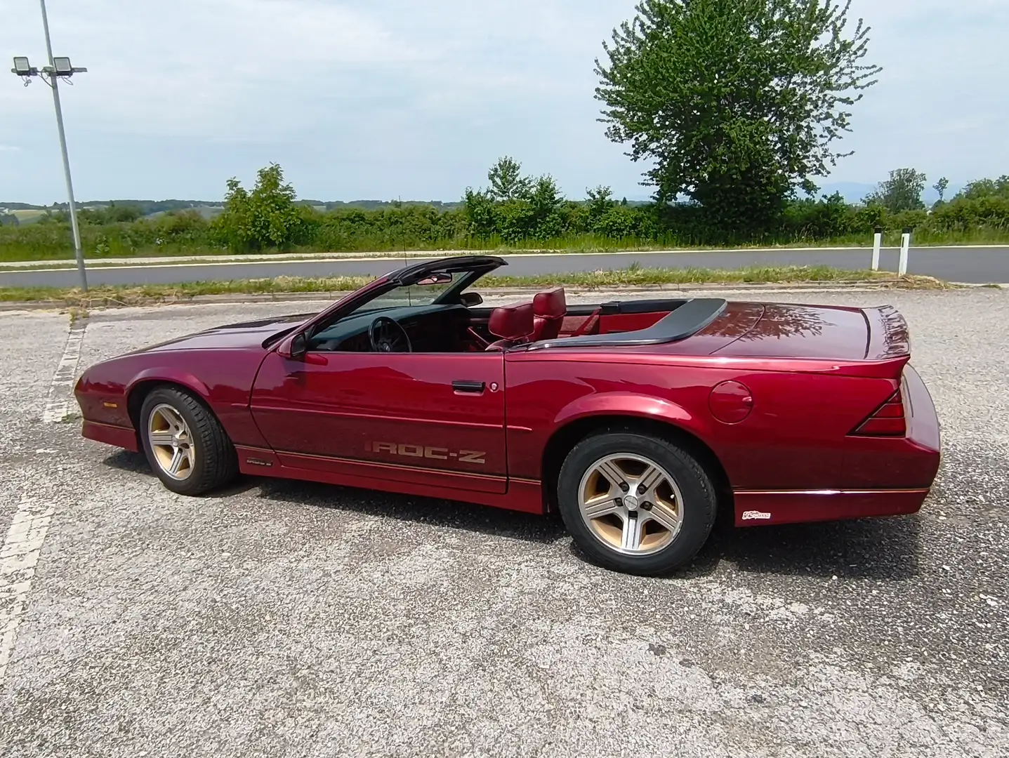 Chevrolet Camaro IROC-Z 28 Cabrio Rot - 1