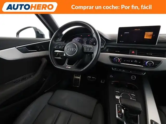 Audi A4 view 14