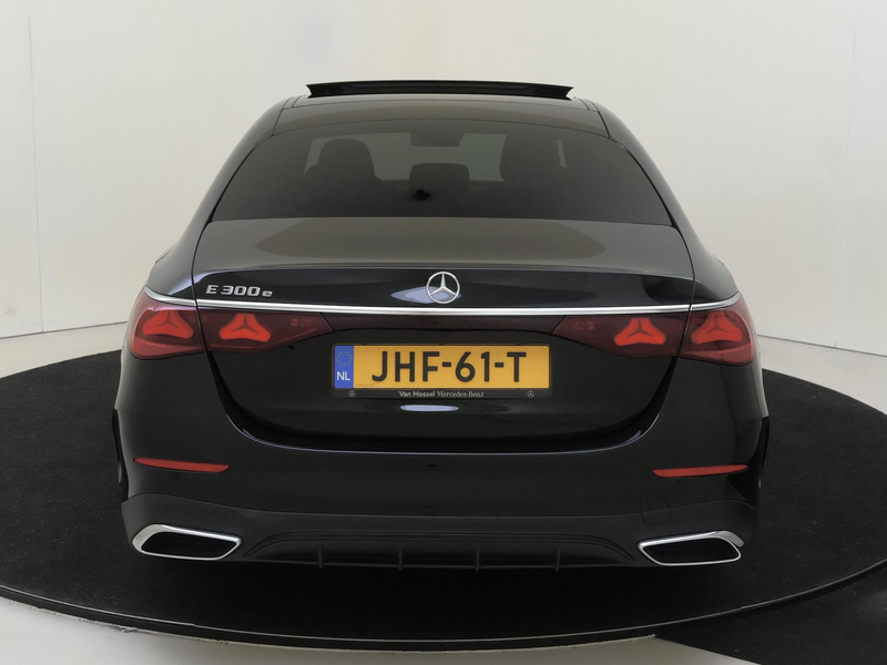 Mercedes-Benz E 300 e Sport Edition Premium pakket /Panoramadak /Super — photo 7