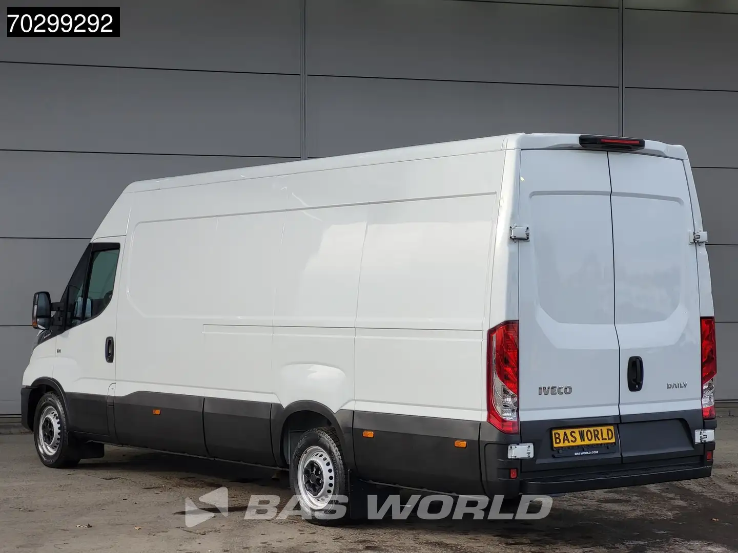 Iveco Daily 35S16 Automaat L3H2 3,5t Trekgewicht 160PK Airco E Blanc - 2
