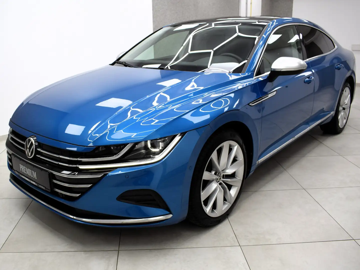 Volkswagen Arteon Elegance 1.4 TSI eHybrid Pano RCam AHK 19-Zoll Blau - 2