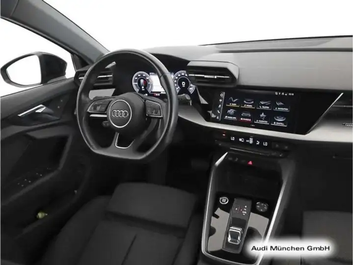 Audi A3 2023, foto 9