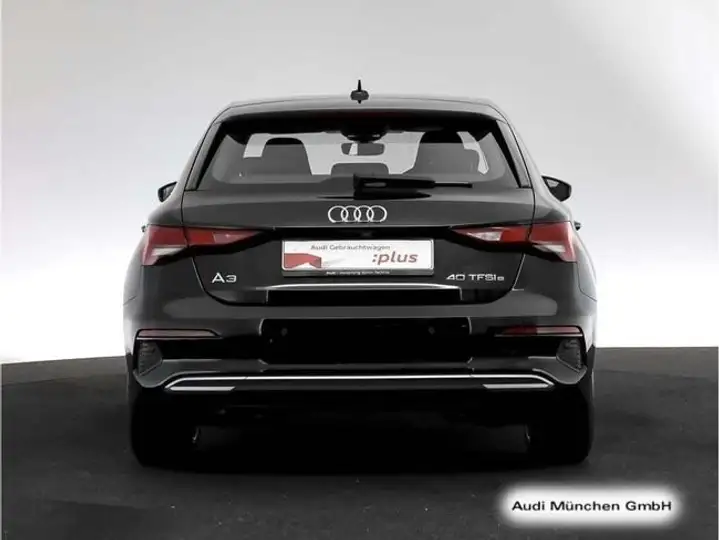 Audi A3 2023, foto 5