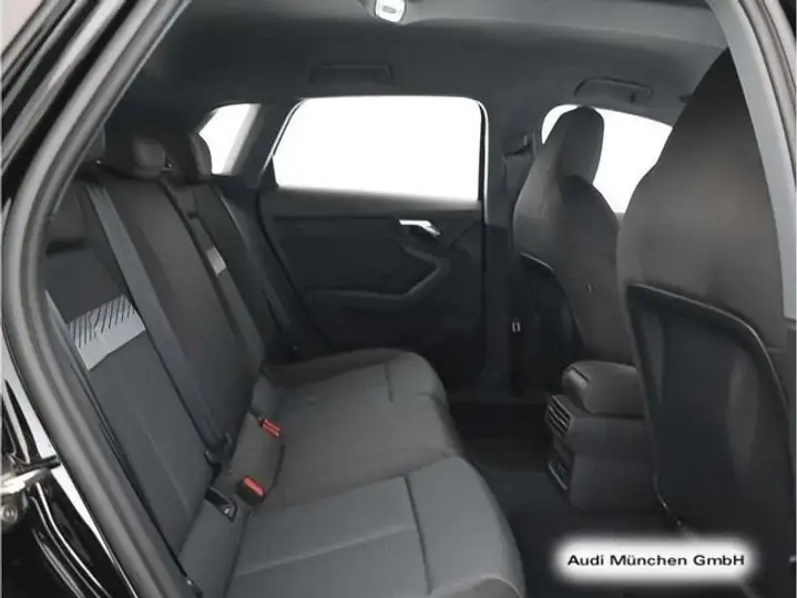 Audi A3 2023, foto 12