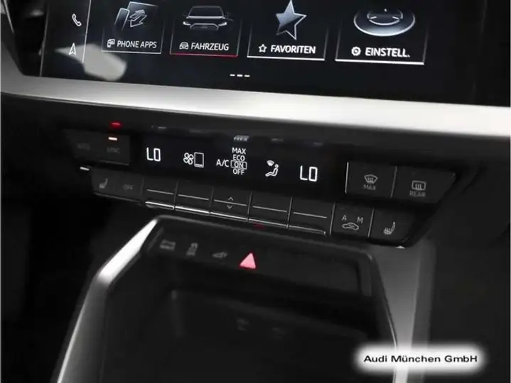 Audi A3 2023, foto 17