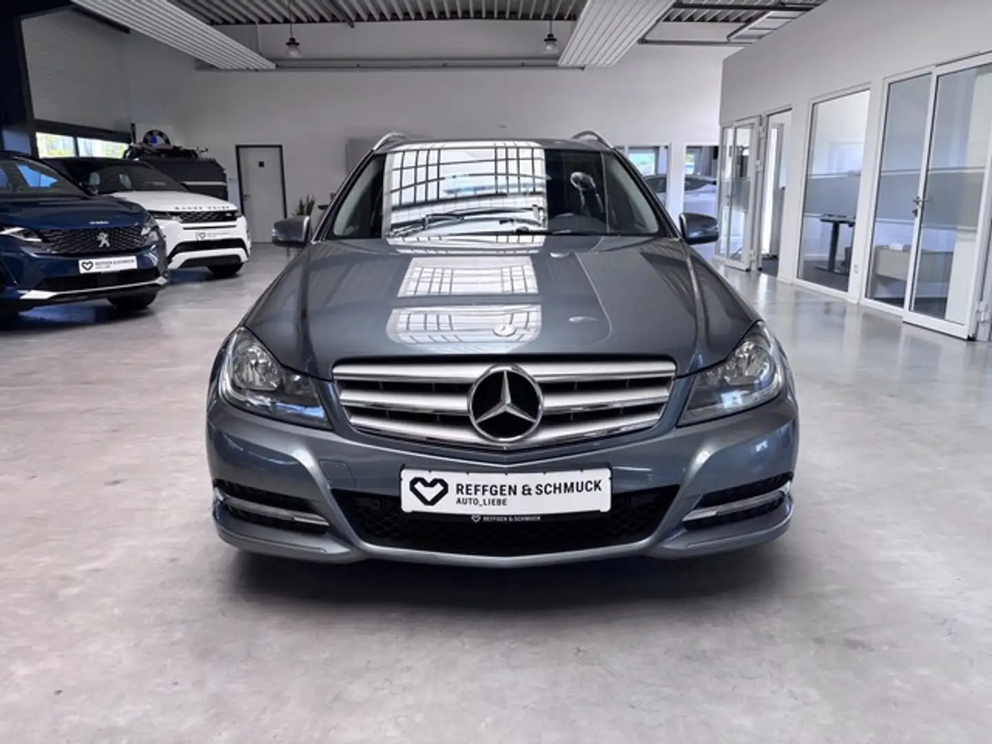 Mercedes-Benz C 180 T AVANTGARDE AUTOMATIK KLIMA+TEILLEDER+AHK Grijs - 2