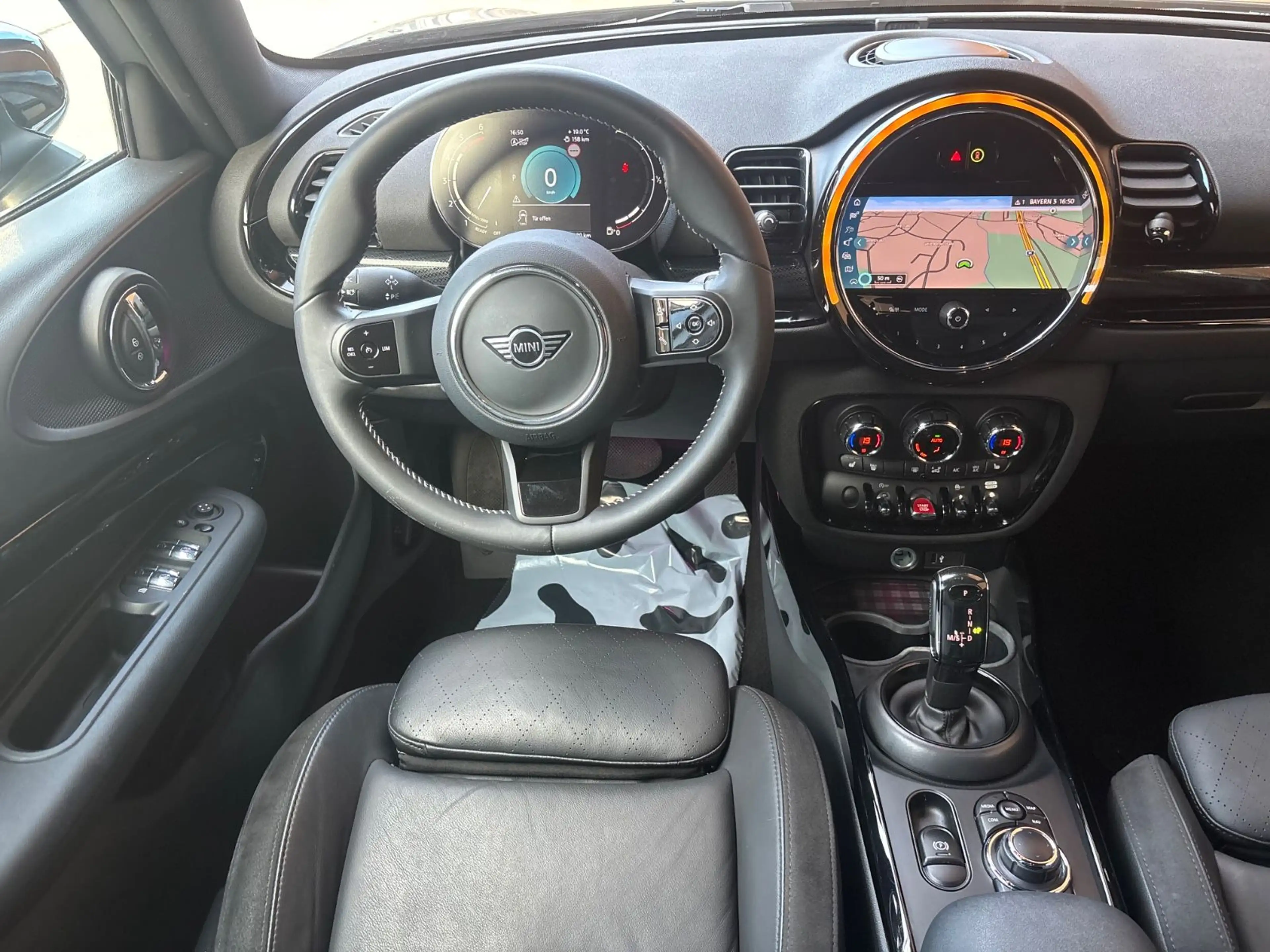 MINI Cooper D Clubman LederCrossPunch Kamera LED Navi — photo 7