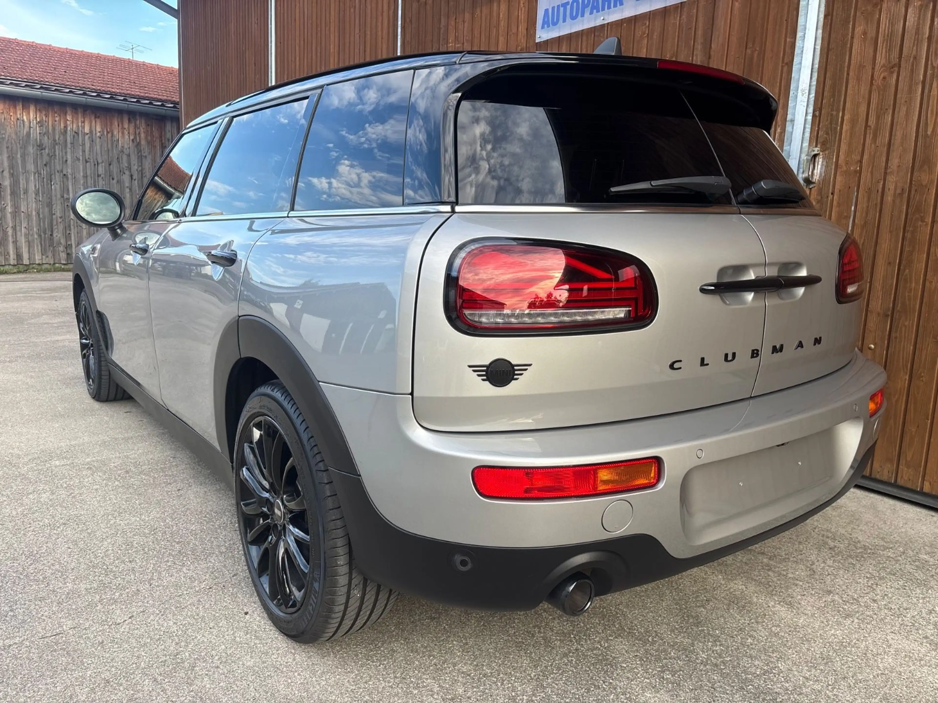 MINI Cooper D Clubman LederCrossPunch Kamera LED Navi — photo 4