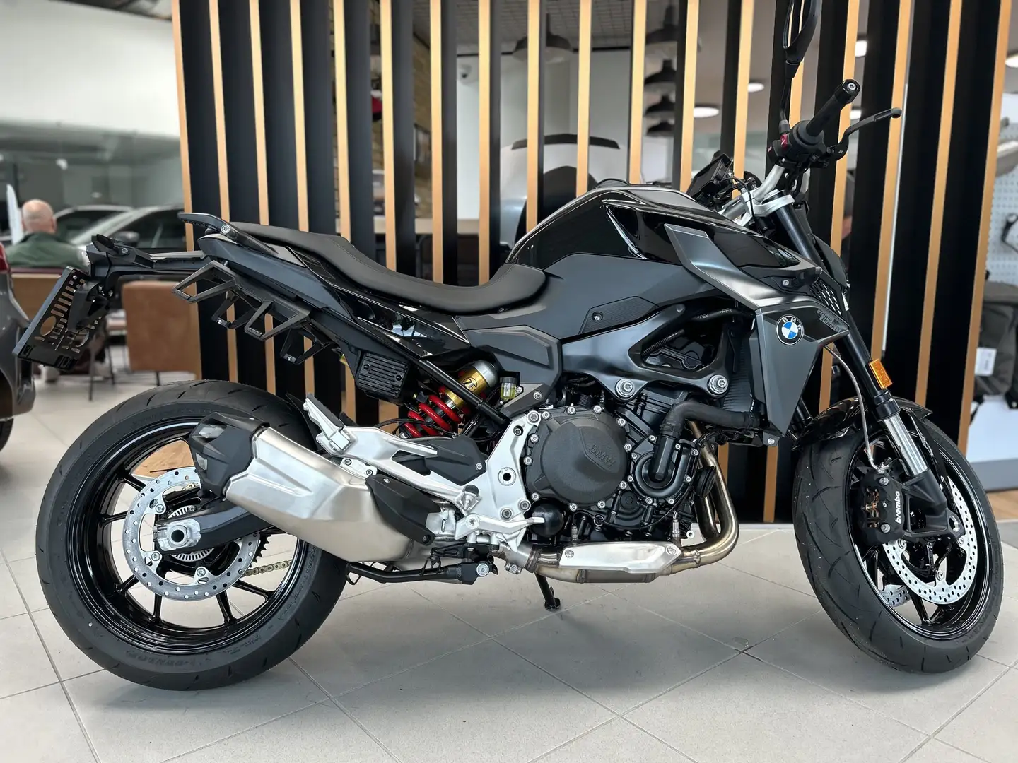 BMW F 900 R Noir - 1