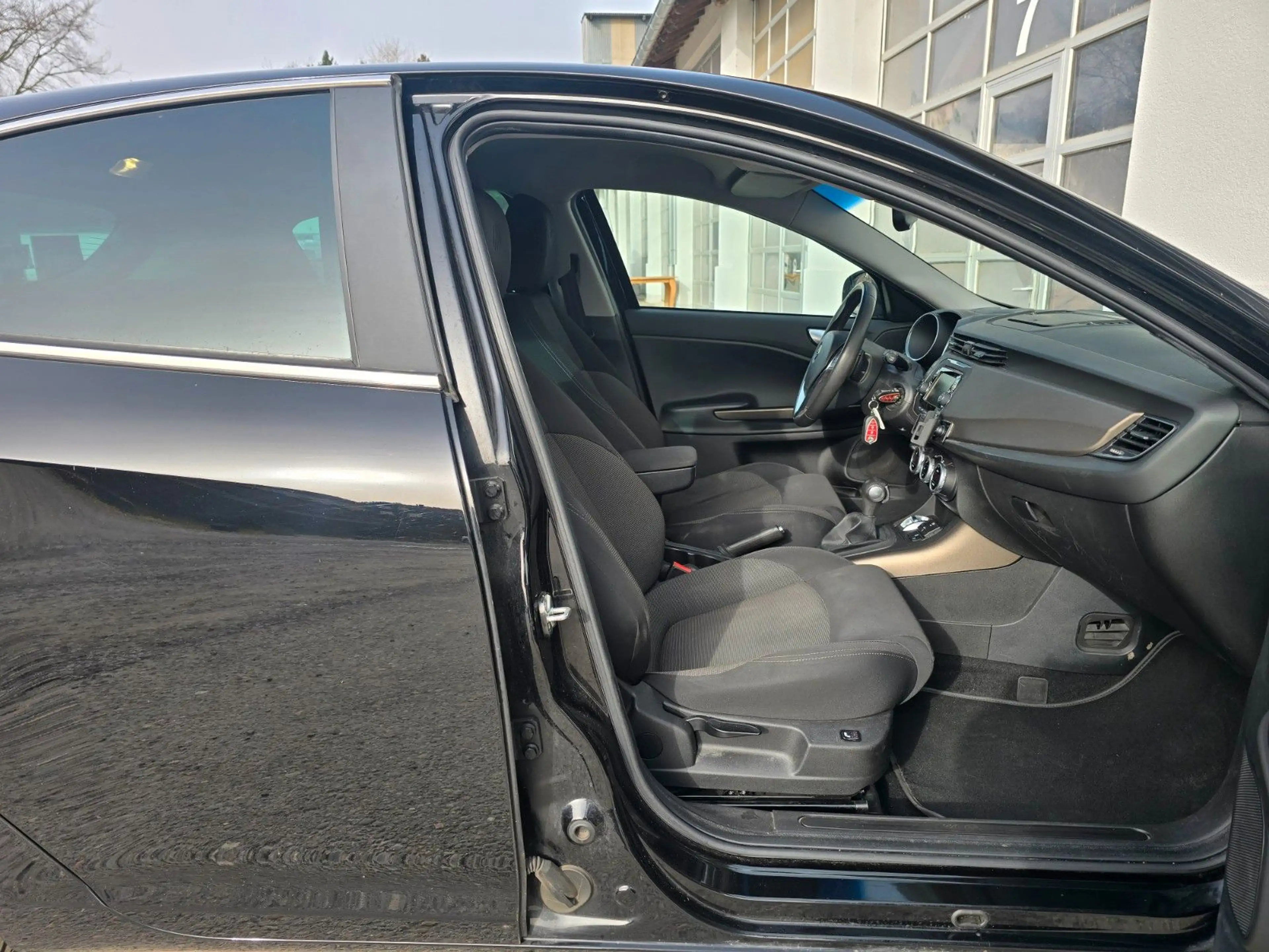 Alfa Romeo Giulietta Turismo *AUTOMATIK*DAB*EURO-6 — photo 15