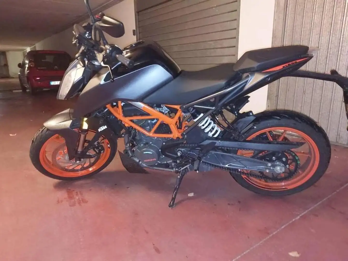 KTM 125 Duke Fekete - 1